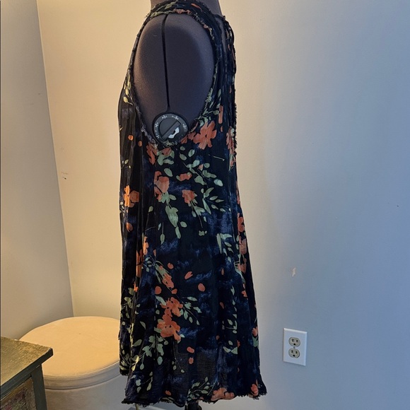 Source Unknown Floral Mini Dress - Black and Orange - Picture 2 of 5